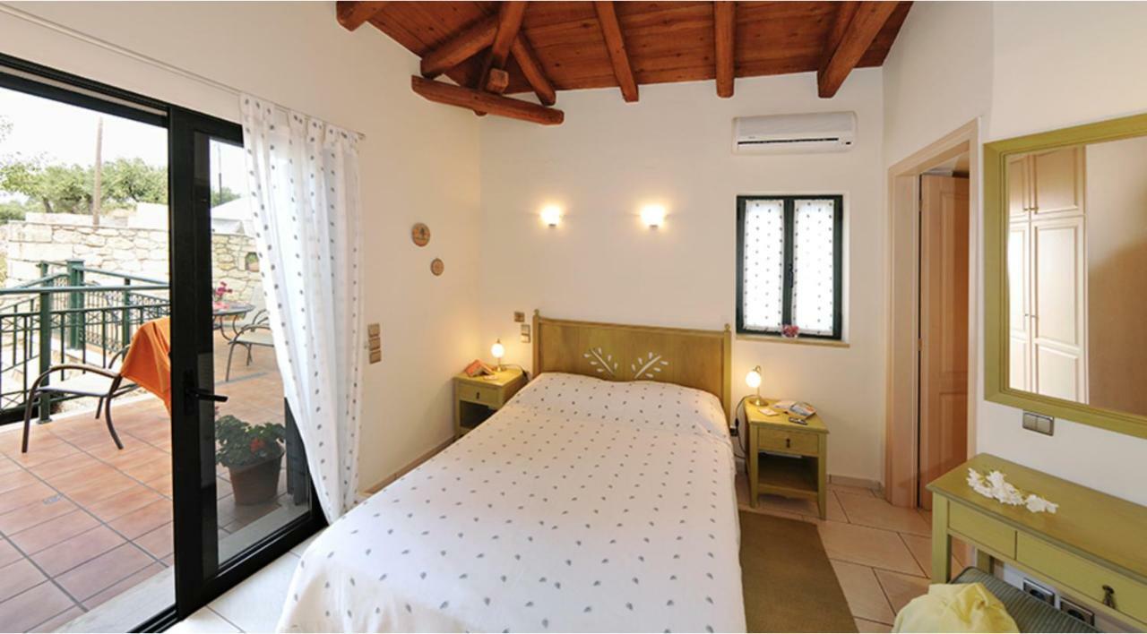 Kalogria Villas Stoúpa Exterior photo